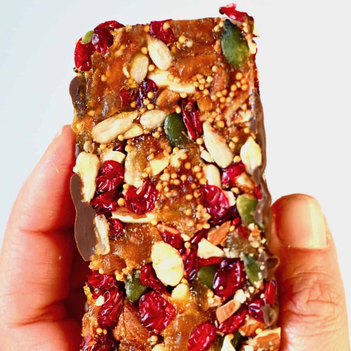 Customizable Energy Bars: Your Perfect Gluten-Free, Vegan Grab-and-Go Treat